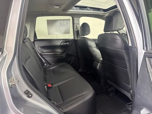 Used 2017 Subaru Forester 2.5i Limited w/ Popular Package #2 AWD/4WD image 5