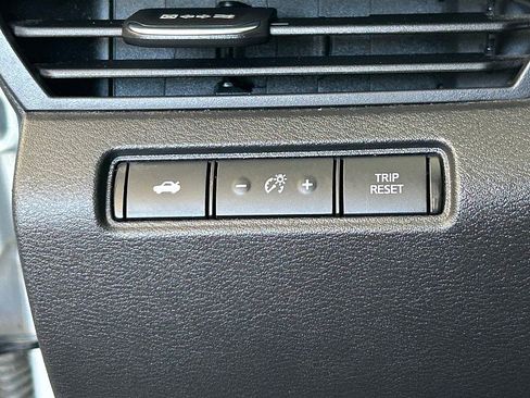 Used 2023 Nissan Altima 2.5 SR image 27