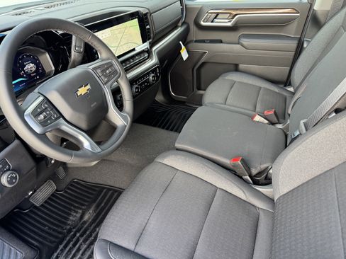 New 2026 Chevrolet Silverado 1500 LT image 8
