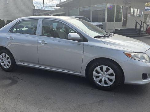 Used 2009 Toyota Corolla LE FWD image 6