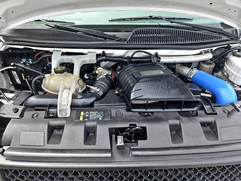 Used 2015 Chevrolet Express 3500 w/ Shuttle Bus Package image 45