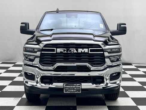 New 2026 RAM 2500 Big Horn AWD/4WD image 3