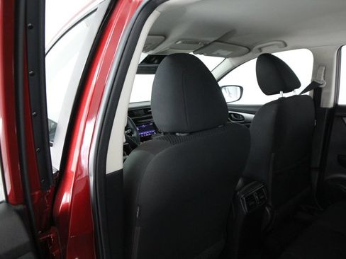 Used 2020 Nissan Rogue Sport S FWD image 32