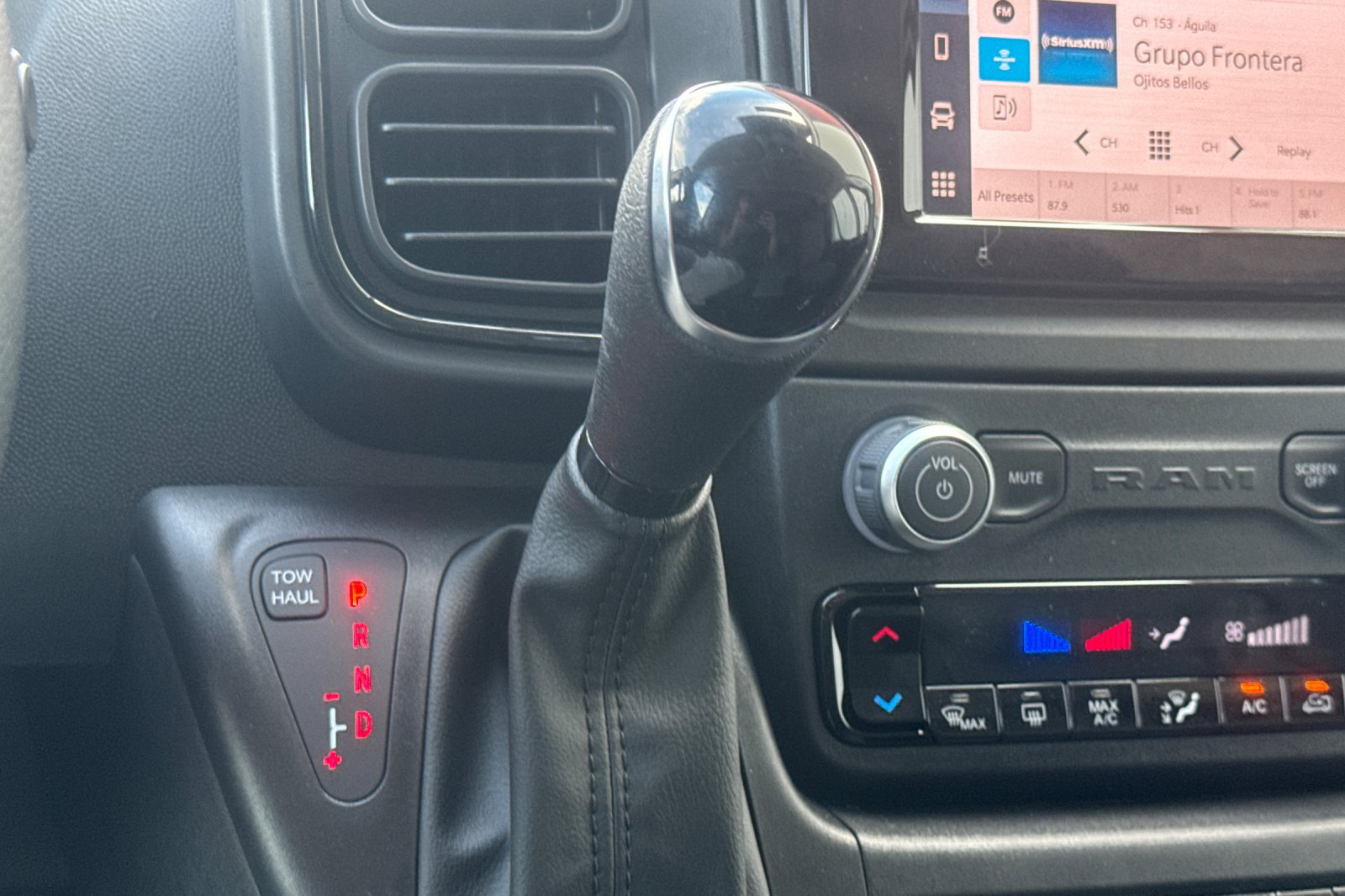 New 2026 RAM ProMaster 1500 w/ Convenience Group FWD image 19