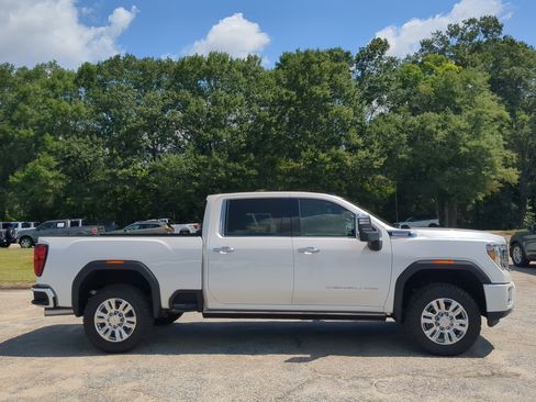 Used 2021 GMC Sierra 2500 Denali w/ Denali Ultimate Package AWD/4WD image 2