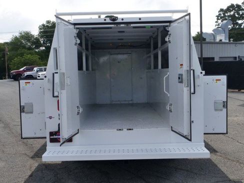 Used 2024 Chevrolet Express 3500 w/ Power Convenience Package RWD image 11