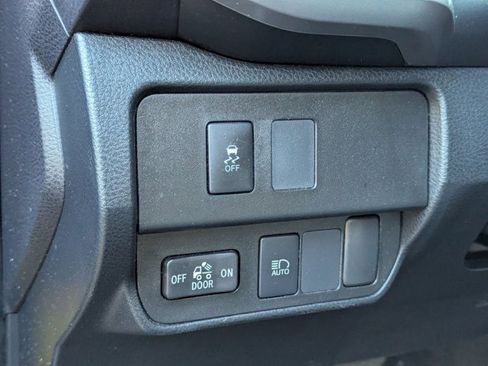 Used 2021 Toyota Tacoma SR5 image 7