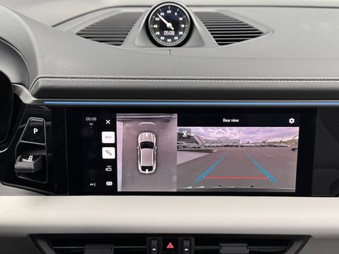 Certified 2025 Porsche Macan 4 Electric image 29