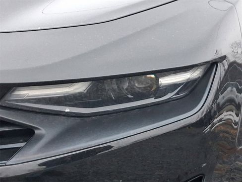 Used 2021 Chevrolet Camaro LT image 10