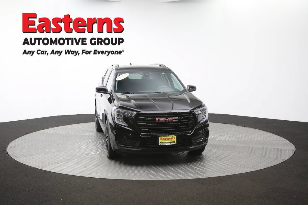 Used 2023 GMC Terrain SLE w/ Driver Convenience Package AWD/4WD image 52