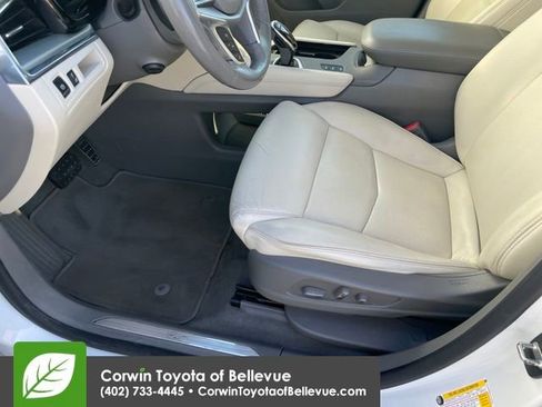 Used 2018 Cadillac XT5 Luxury w/ Driver Awareness Package image 9