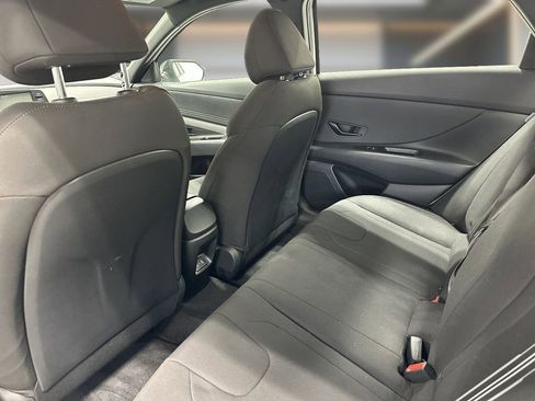 Certified 2025 Hyundai Elantra Sport FWD image 12
