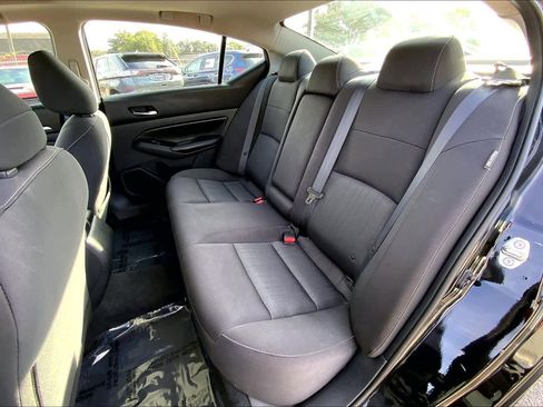 Used 2022 Nissan Altima 2.5 SV w/ SV Premium Package image 20