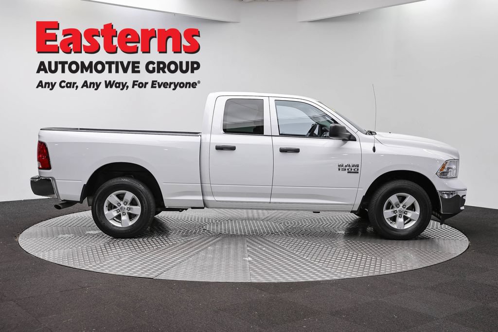Used 2024 RAM 1500 Classic SLT AWD/4WD image 5