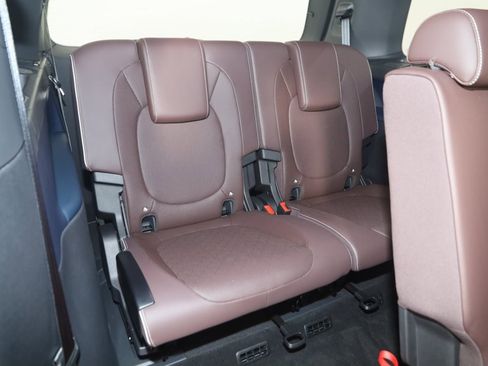 Used 2025 Volkswagen ID. Buzz Pro S image 15