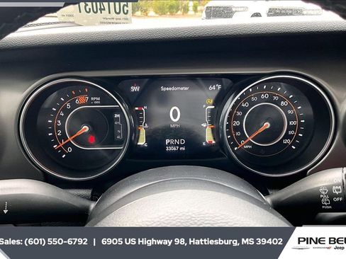 Used 2021 Jeep Wrangler Sport S image 14