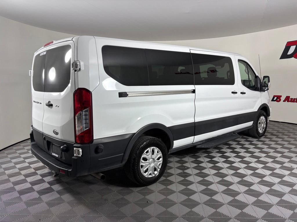 Used 2024 Ford Transit 350 XLT RWD image 6