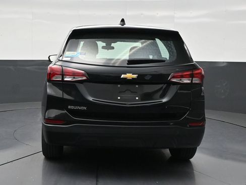 Used 2024 Chevrolet Equinox LS FWD image 4