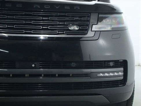 Used 2023 Land Rover Range Rover Long Wheelbase SE AWD/4WD image 41
