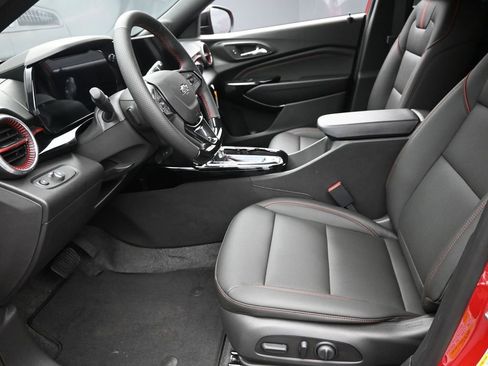 New 2026 Chevrolet Trax RS w/ Driver Confidence Package image 15