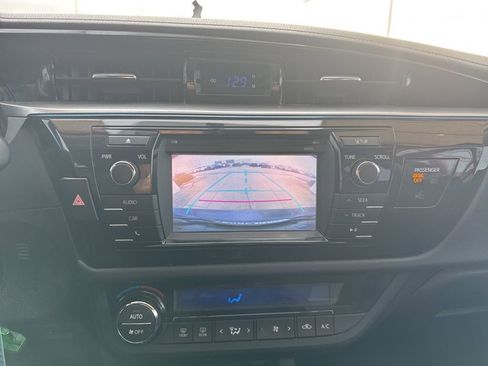 Used 2016 Toyota Corolla S image 14