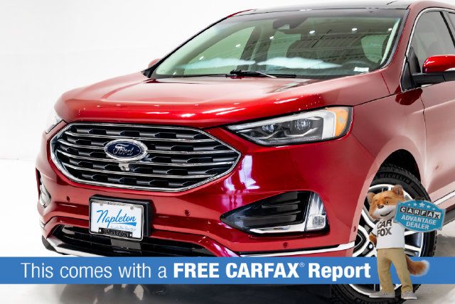 Used 2019 Ford Edge Titanium w/ Equipment Group 301A AWD/4WD image 2