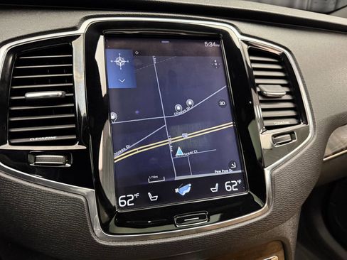 Used 2016 Volvo XC90 T6 Momentum w/ Momentum Plus Package image 29