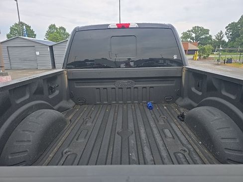 Used 2017 Ford F250 Platinum w/ Platinum Ultimate Package AWD/4WD image 8