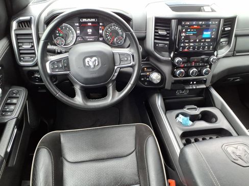 Used 2024 RAM 1500 Laramie AWD/4WD image 11