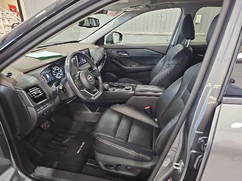 Certified 2023 Nissan Rogue SL AWD/4WD image 9