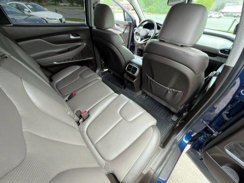 Used 2020 Hyundai Santa Fe SEL w/ Convenience + Premium Package AWD/4WD image 3