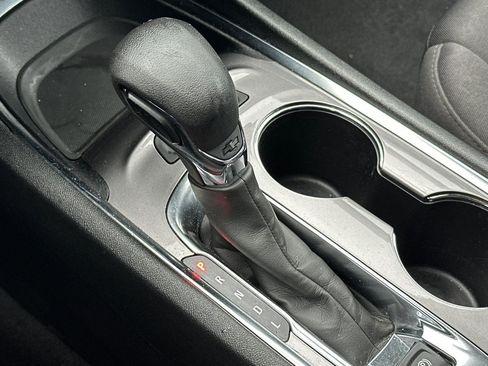 Used 2024 Chevrolet Malibu LT FWD image 17