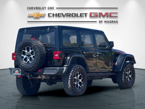 Used 2020 Jeep Wrangler Unlimited Rubicon w/ LED Lighting Group AWD/4WD image 3
