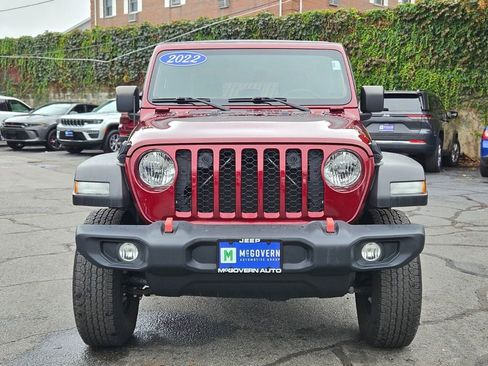 Used 2022 Jeep Gladiator Sport image 8