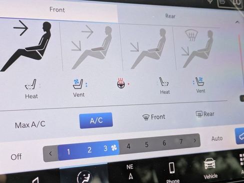 New 2026 Chrysler Pacifica Limited w/ S Appearance Package image 24