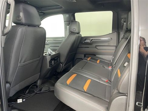 New 2026 GMC Sierra 1500 AT4 w/ AT4 Premium Package image 4