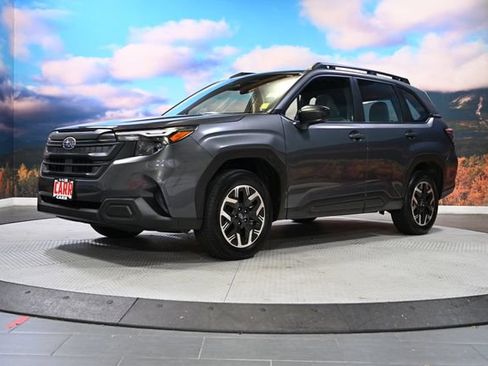 Used 2025 Subaru Forester image 4
