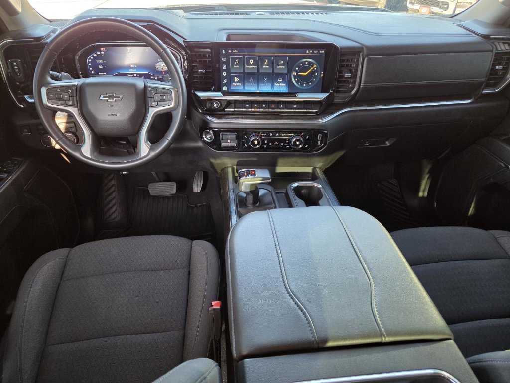 Used 2025 Chevrolet Silverado 1500 RST AWD/4WD image 25