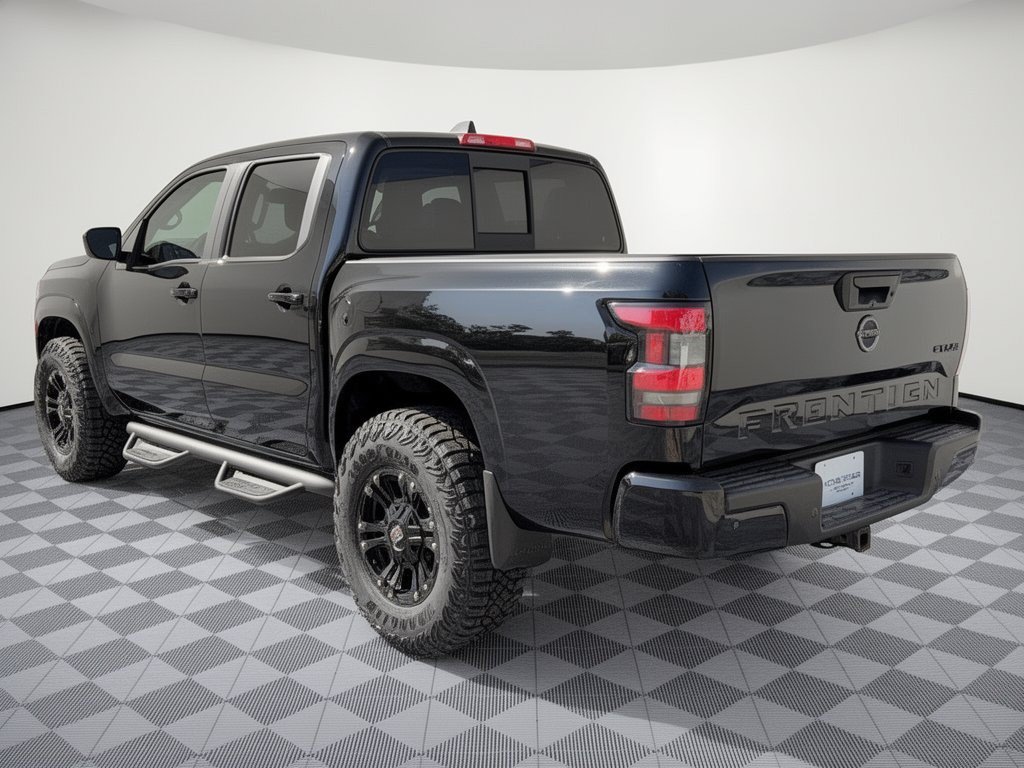 Used 2022 Nissan Frontier SV w/ SV Premium Package AWD/4WD image 3