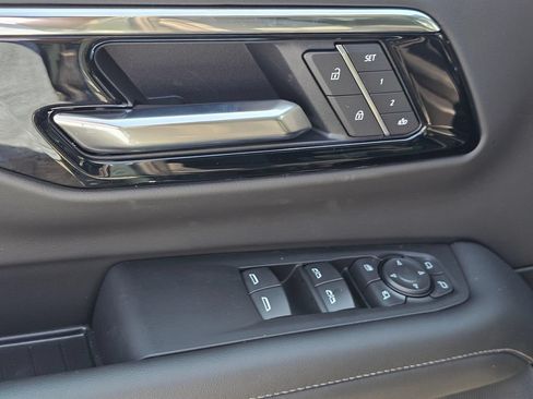 New 2026 Chevrolet Tahoe Z71 w/ Comfort Package AWD/4WD image 25