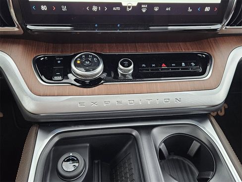 New 2025 Ford Expedition King Ranch image 21