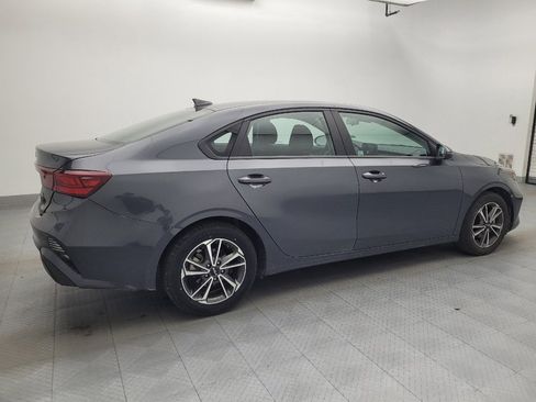 Used 2022 Kia Forte LXS w/ LXS Technology Package image 10