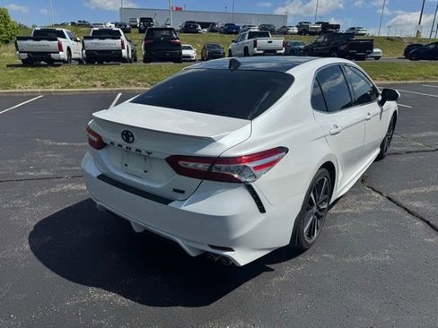 Certified 2020 Toyota Camry XSE FWD image 3