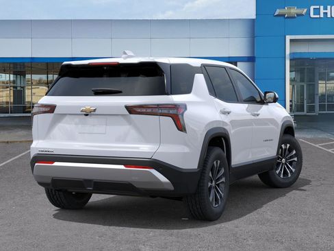 New 2026 Chevrolet Equinox LT w/ Safety and Technology Package image 4