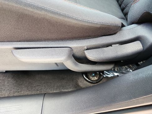 Used 2024 Nissan Kicks SR image 12