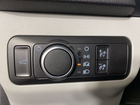 Used 2025 Ford Escape Active w/ Tech Pack #1 image 10