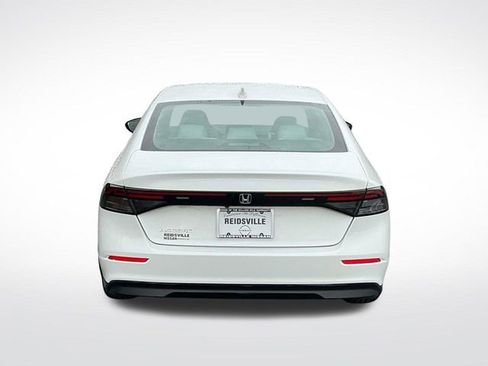 Used 2024 Honda Accord EX image 6