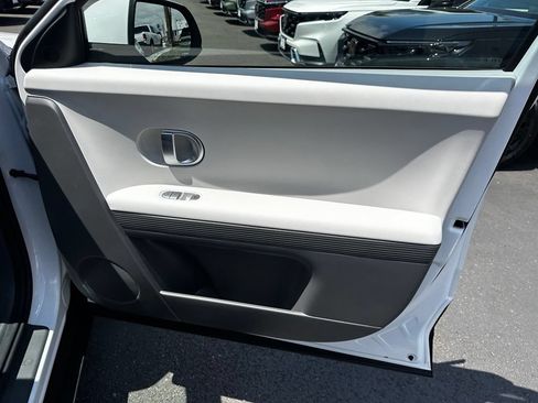 Used 2024 Hyundai Ioniq 5 SEL RWD image 14