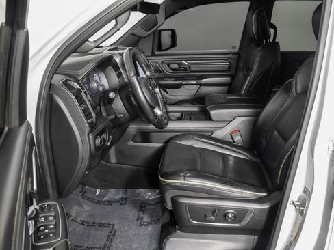 Used 2022 RAM 1500 Limited w/ Night Edition AWD/4WD image 6