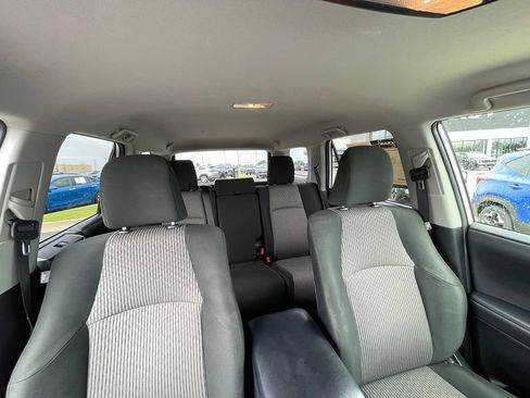 Used 2022 Toyota 4Runner SR5 AWD/4WD image 28